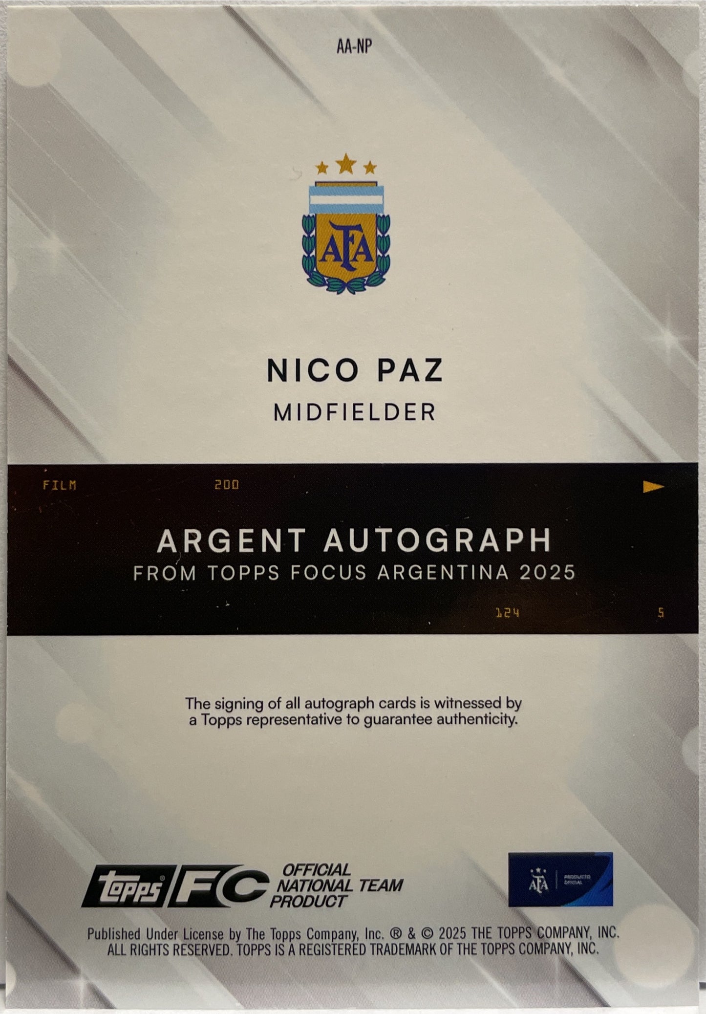 Nico Paz 19/99 Autograph Blue Topps Focus Argentina 2025