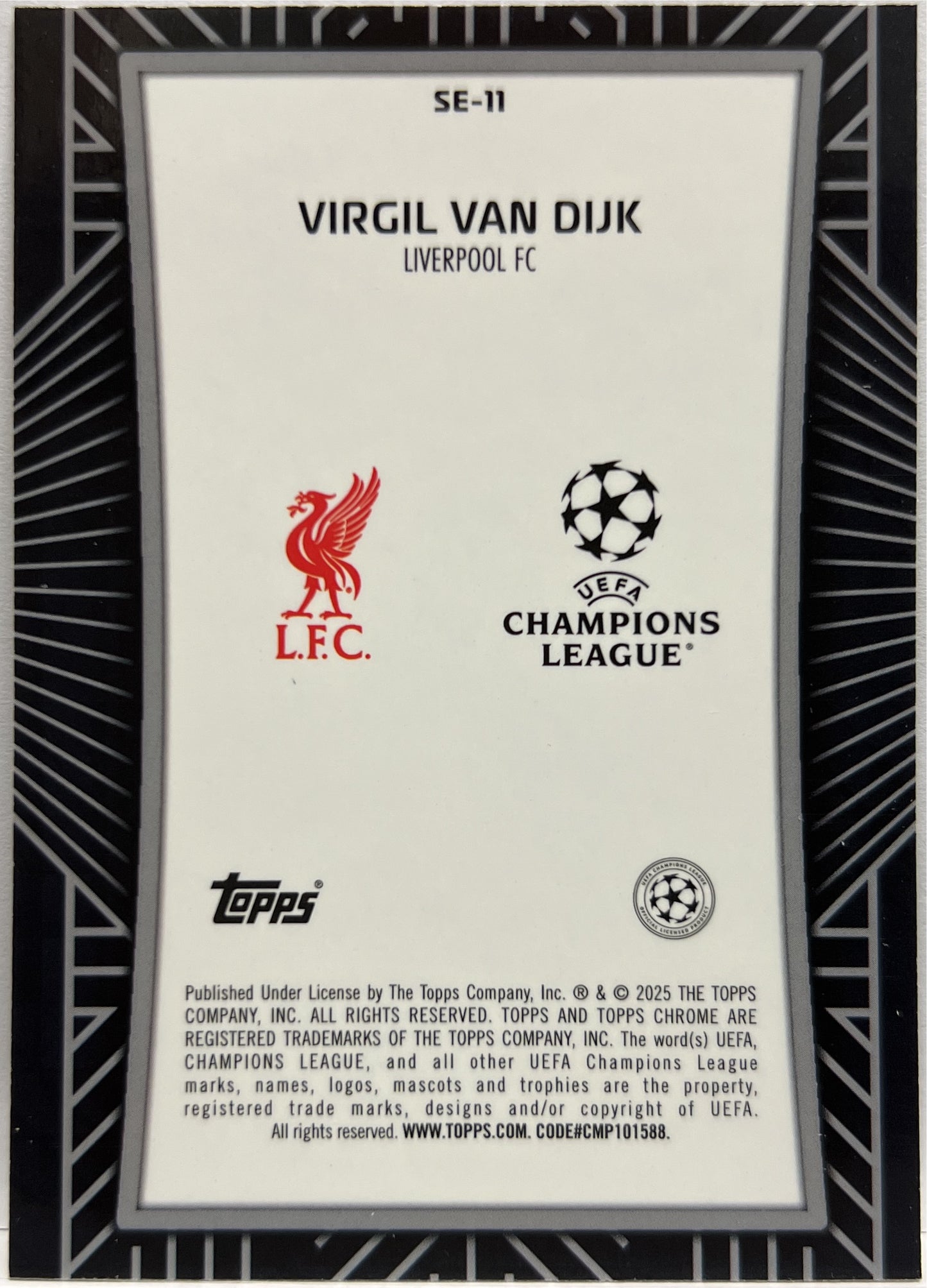 Virgil Van Dijk Shadow Etch Topps Chrome UCC 2024/25