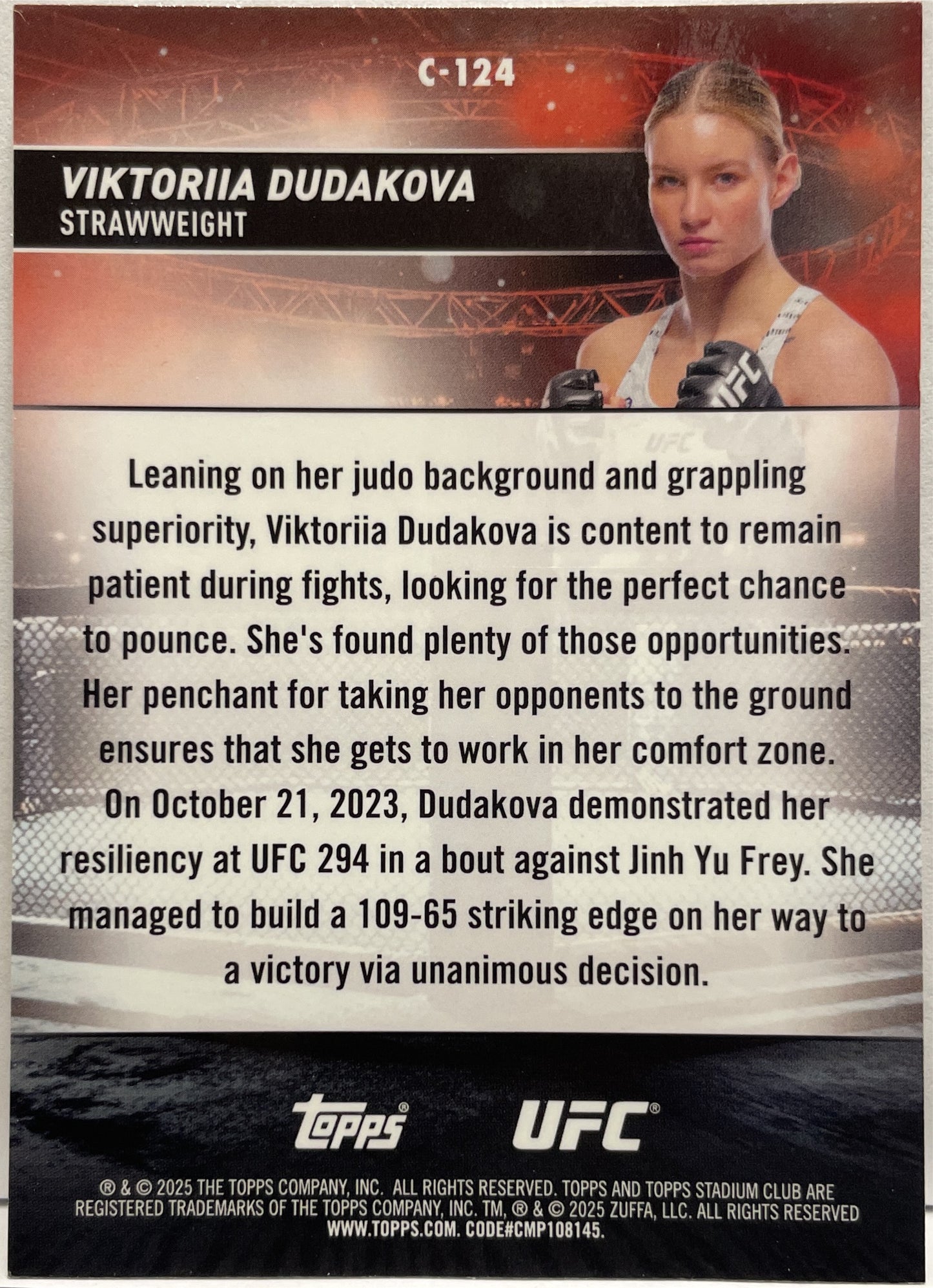 Viktoriia Dudakova 70/50 Rookie Chrome Orange Topps Stadium UFC 2025