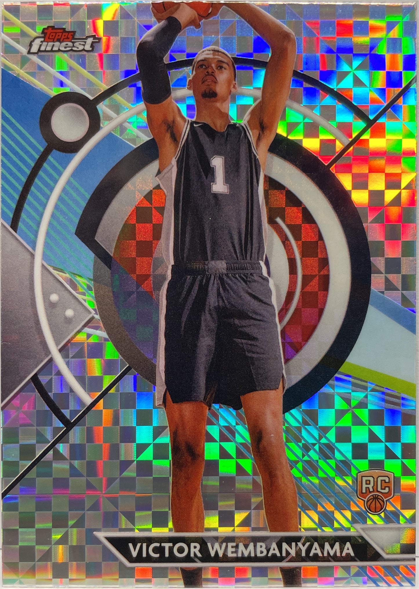 Victor Wembanyama Rookie Checkerboard Refractor Topps Finest NBA Basketball 2023/24