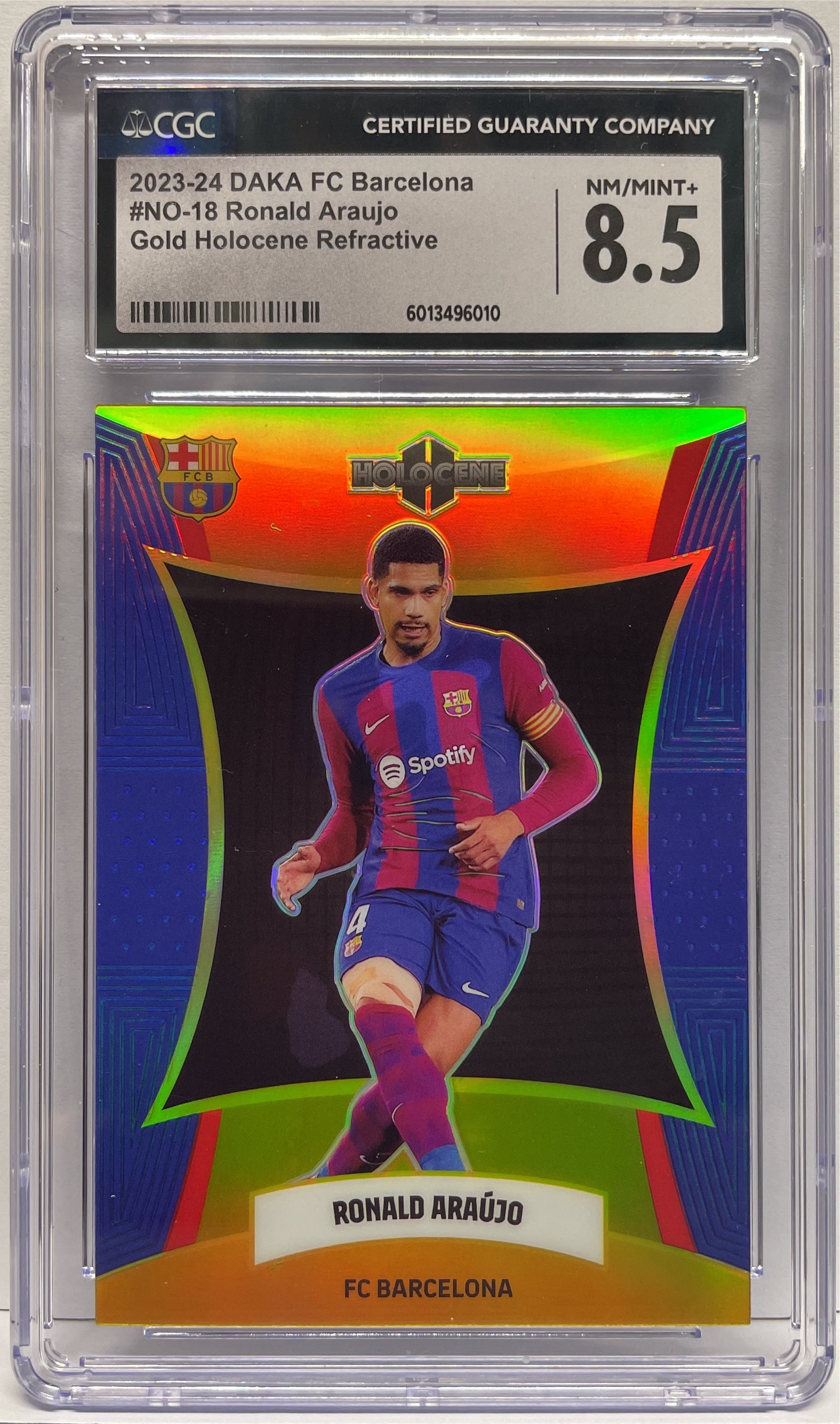 CGC 8.5 - Ronald Araujo 10/10 Holocene Gold Refractive - Daka Barcelona One & Two 2023/24
