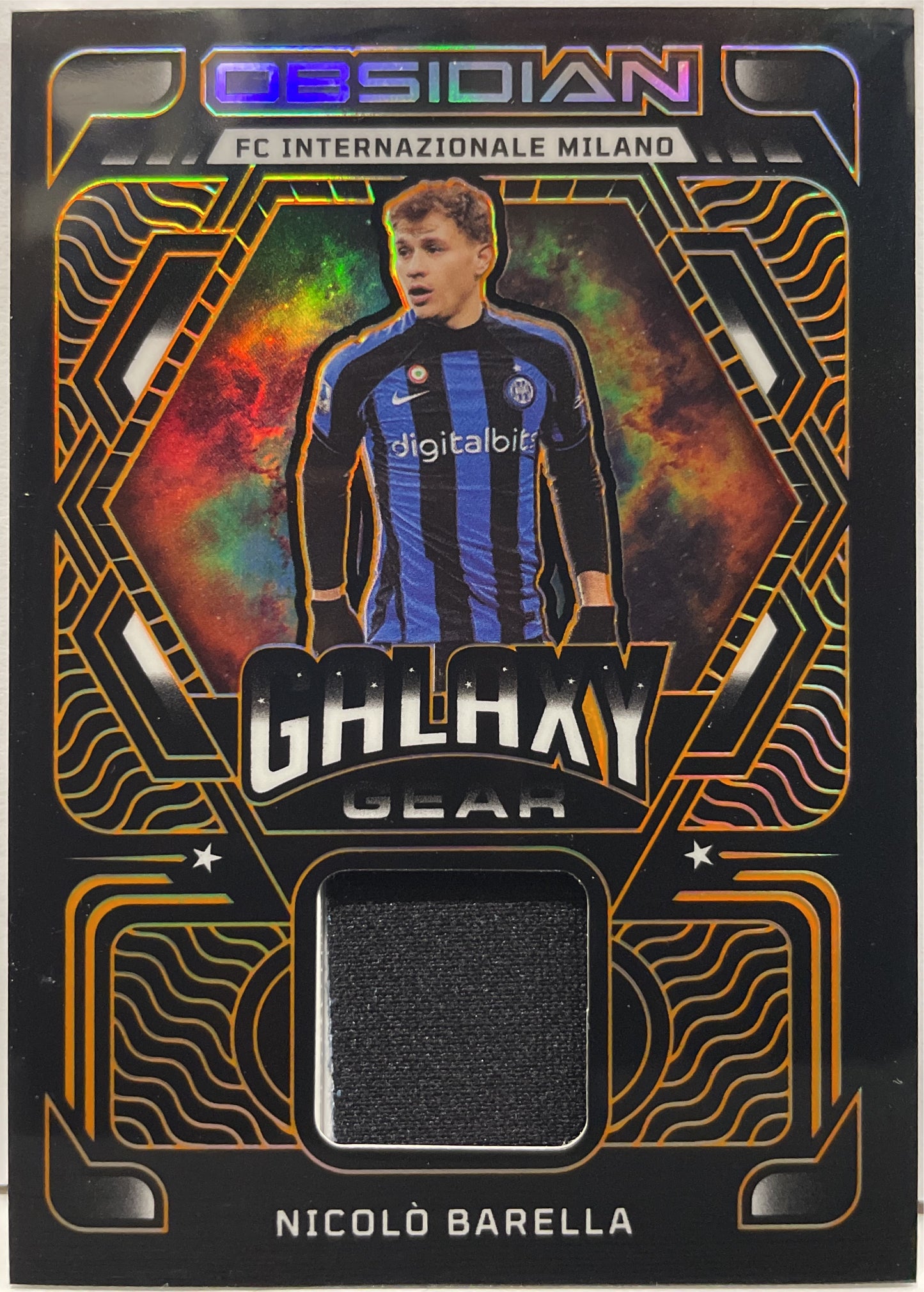 Nicolo Barella 13/49 Patch Galaxy Obsidian 2022/23
