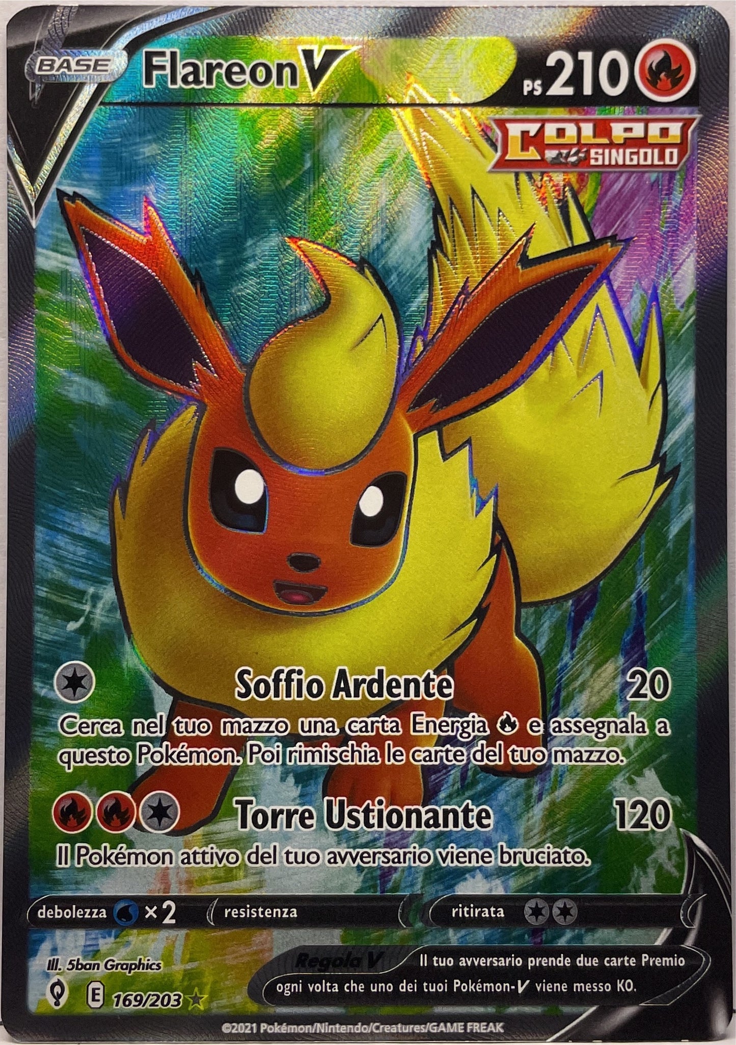 Flareon V 169/203 Pokemon 2021