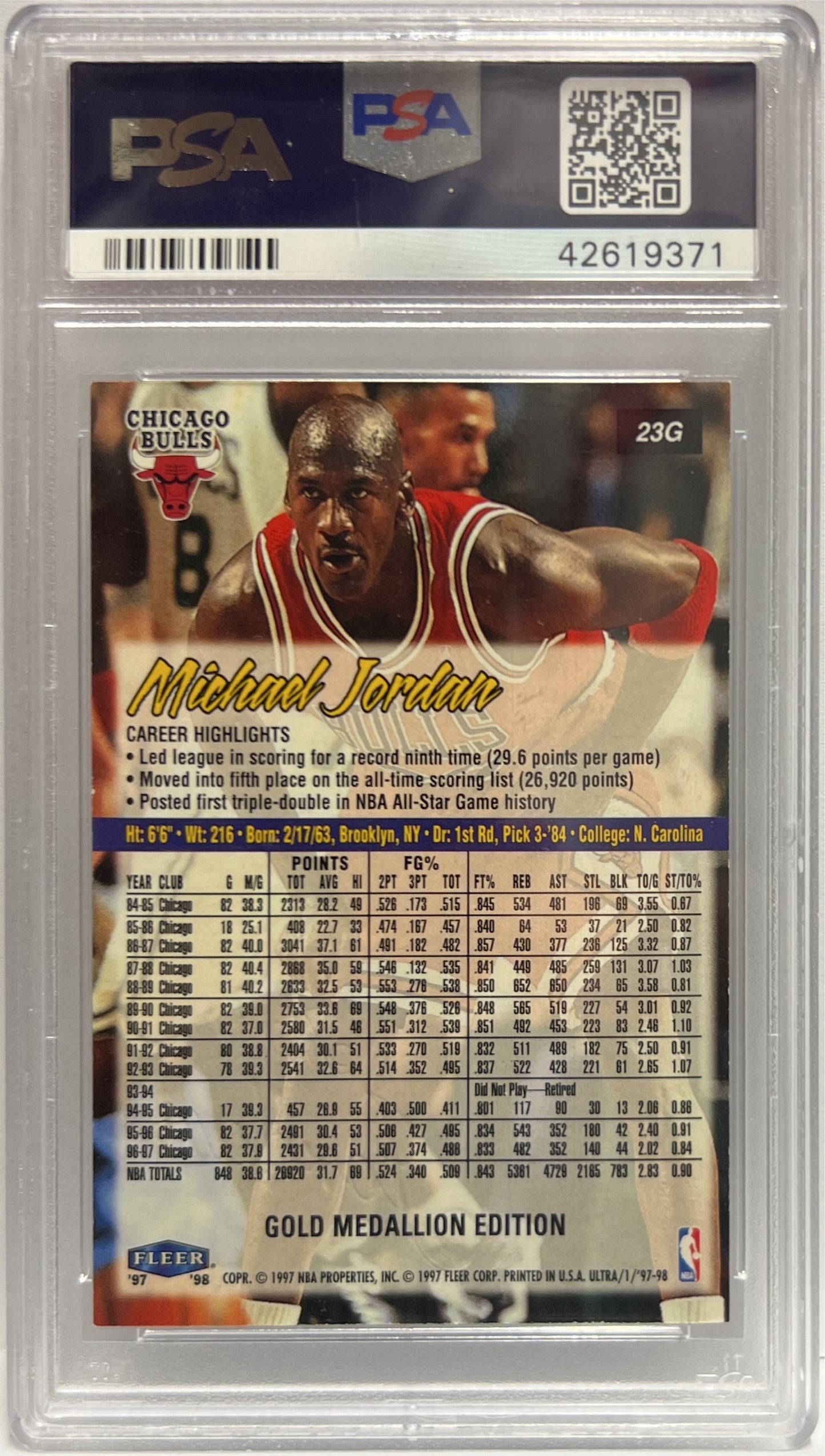 Michael Jordan Gold Medallion Ultra 1997 PSA 9