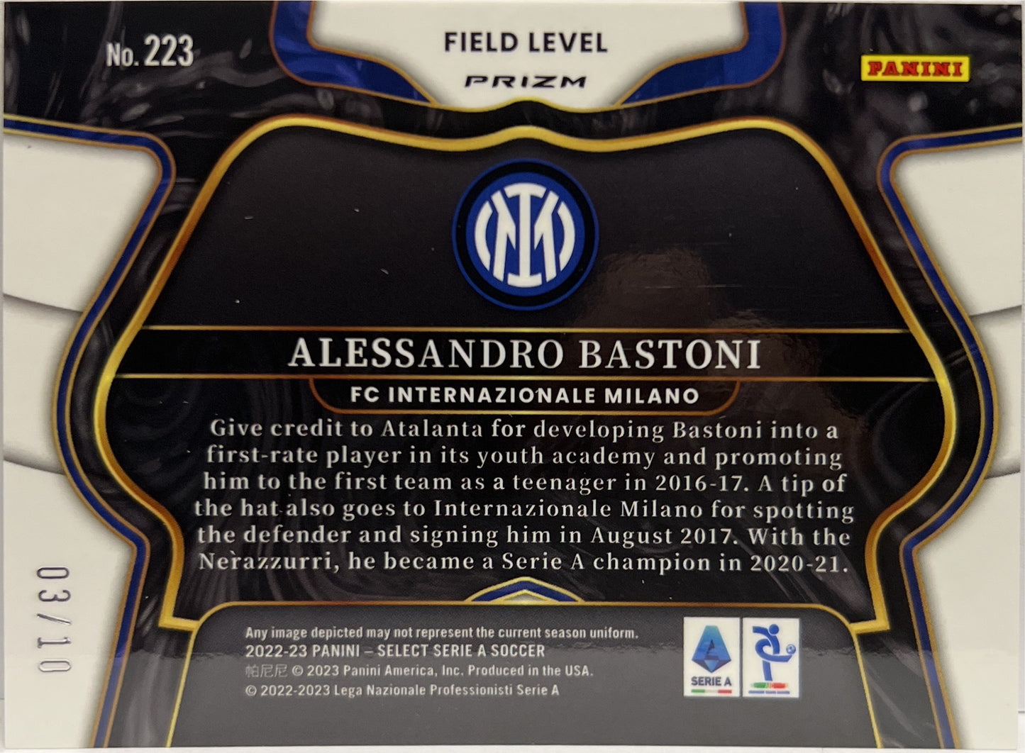 Alessandro Bastoni 3/10 Field Level Gold Select Serie A 2022/23