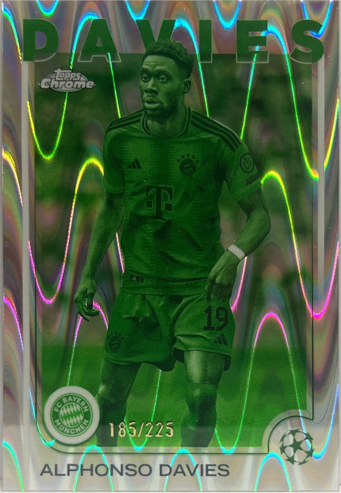 Alphonso Davies 185/225 Night Vision RayWave Topps Chrome UCC 2024/25