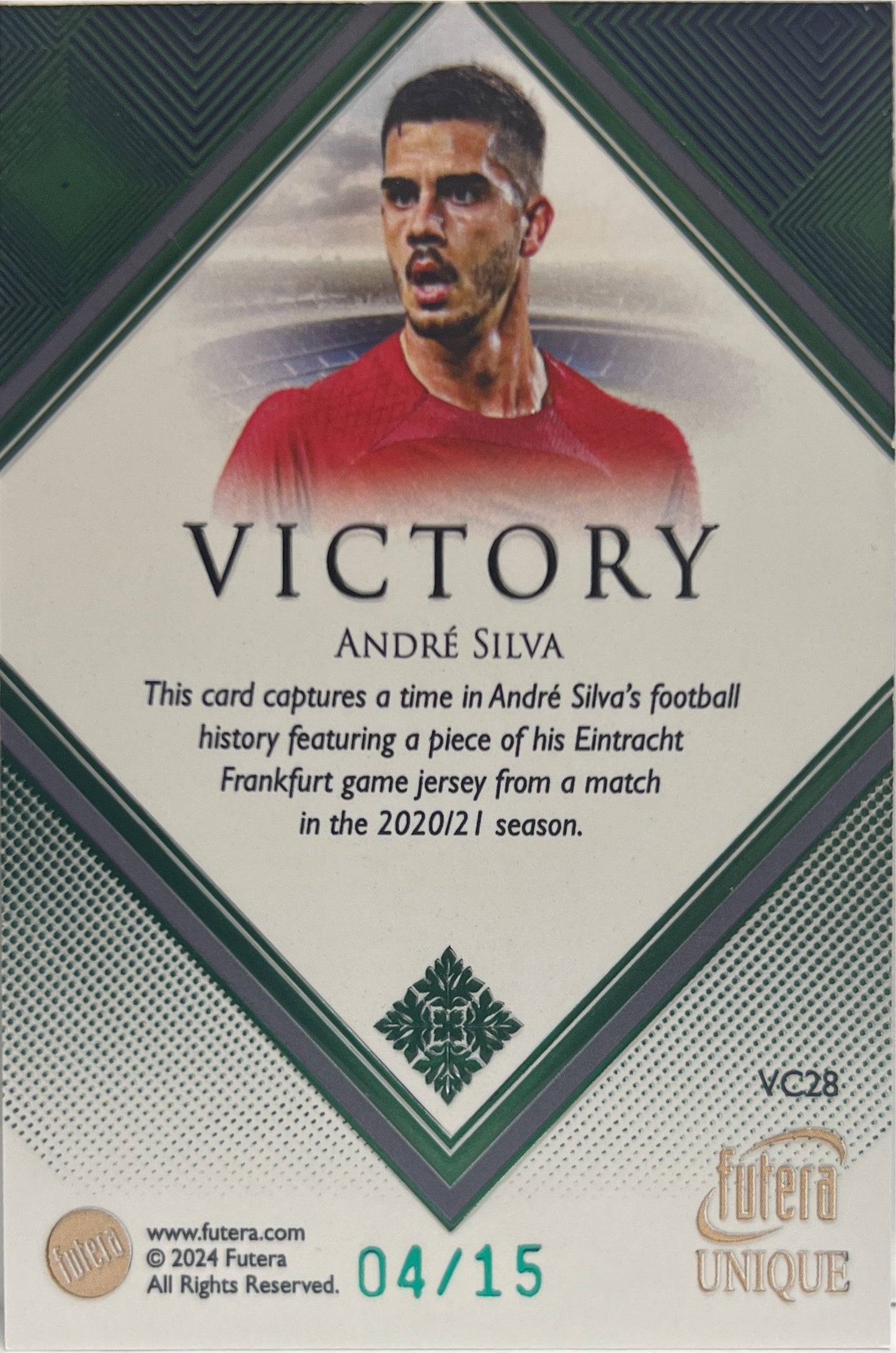 Andre Silva 4/15 Patch Victory Futera Unique 2024