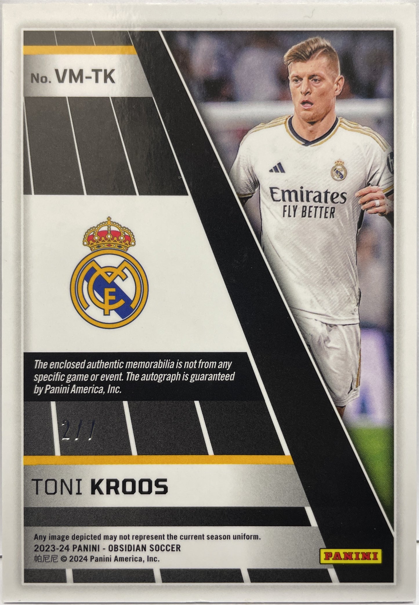 Toni Kroos 2/7 Patch Autograph Volcanic Material Signatures Obsidian 2023/24