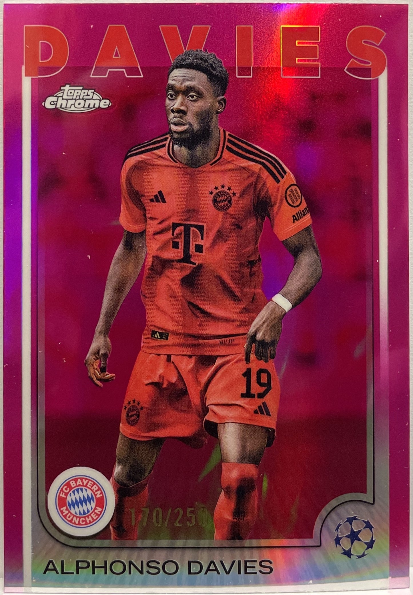 Alphonso Davies 170/250 Pink Topps Chrome UCC 2024/25