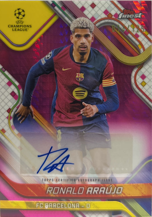 Ronald Araujo 14/125 Autograph Pink Prism Topps Finest UCC 2024/25