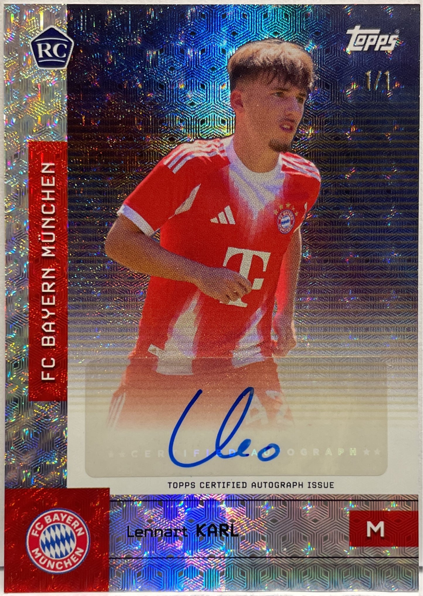 Lennart Karl 1/1 Rookie Autograph Foilfractor Topps Bayern Munchen Team Set 2025/26