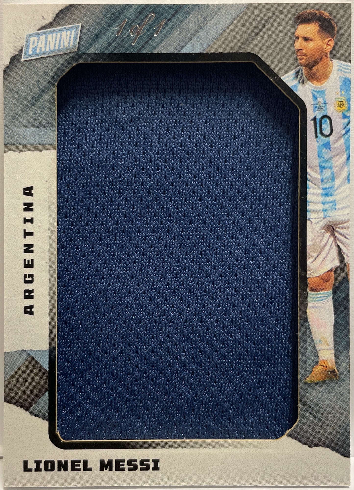 Lionel Messi 1/1 Player Worn Patch Panini Vip 2022 National