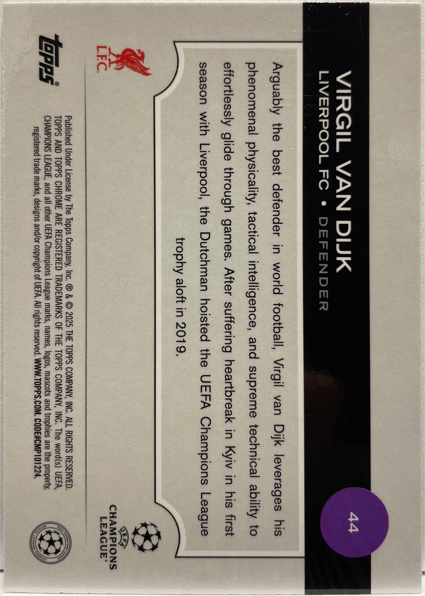 Virgil Van Dijk 26/125 Green RayWave Topps Chrome UCC 2024/25