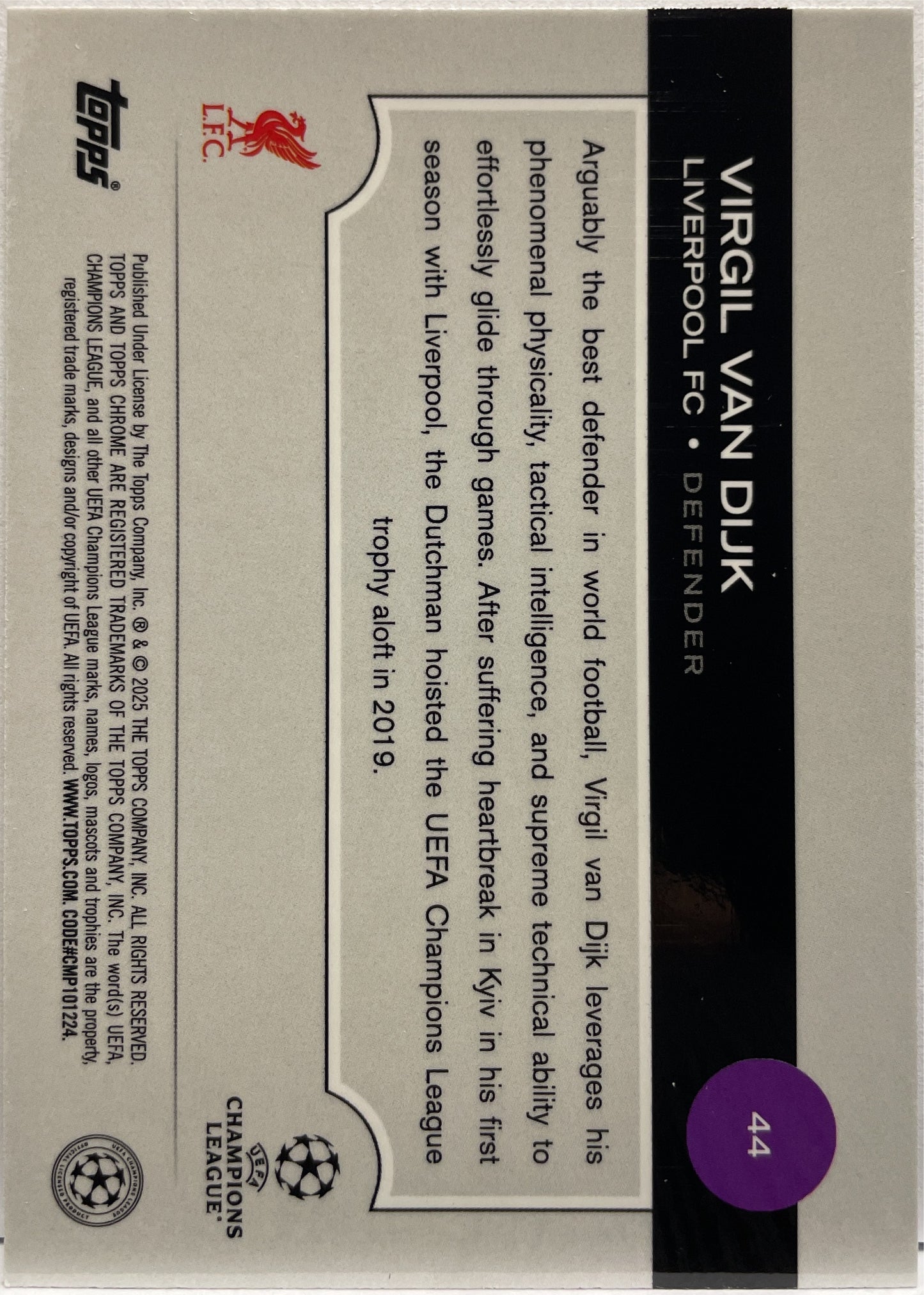 Virgil Van Dijk 22/225 Night Vision RayWave Topps Chrome UCC 2024/25