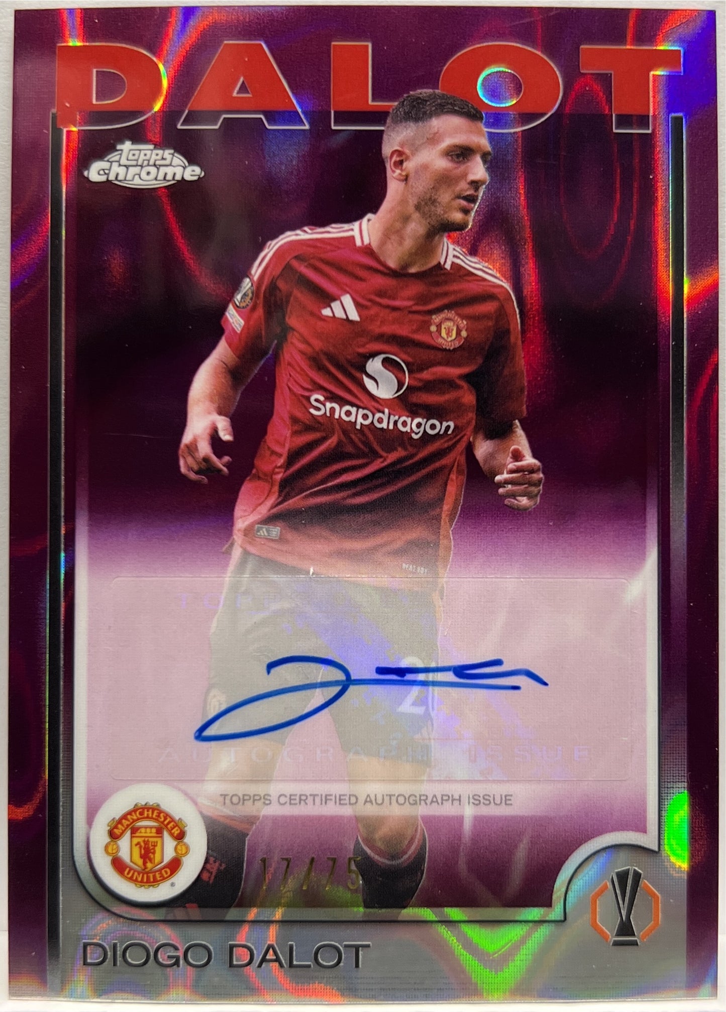 Diogo Dalot 17/75 Autograph Magenta Lava Topps Chrome UCC 2024/25