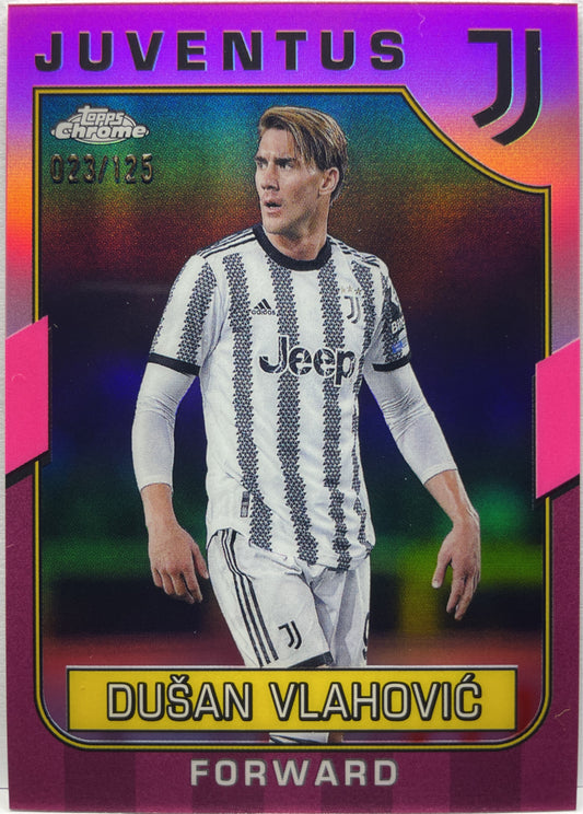 Dusan Vlahovic 23/125 Pink Topps Chrome Juventus 2022/23