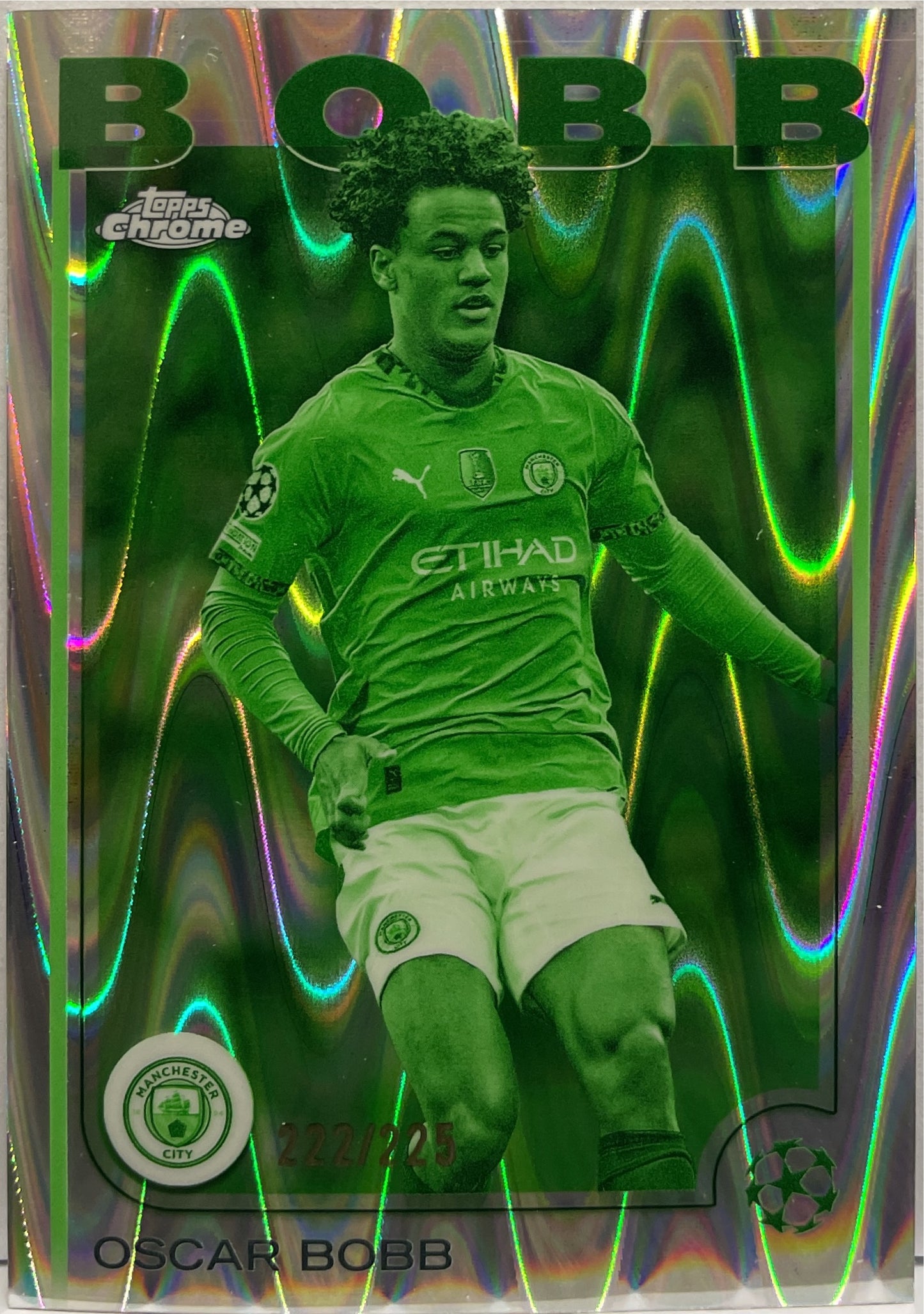 Oscar Bobb 222/225 Night Vision RayWave Topps Chrome UCC 2024/25