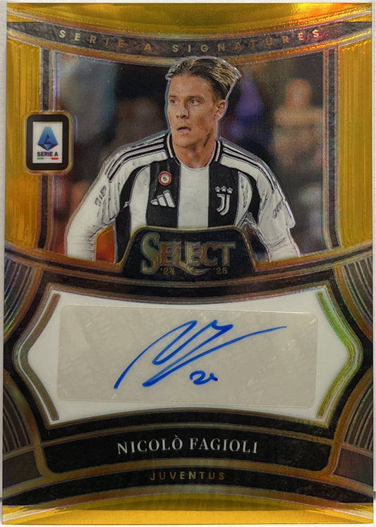 Nicolo Fagioli 7/10 Autograph Signature Gold Panini Select Serie A 2024/25