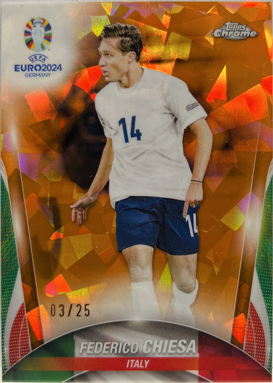 Federico Chiesa 3/25 Cracked Ice Orange Topps Chrome Euro 2024