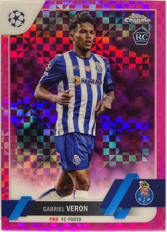 Gabriel Veron 141/250 Pink X-Fractor Topps Chrome UCC 2022/23