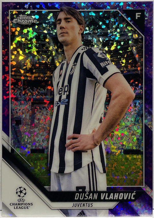 Dusan Vlahovic 205/250 Purple Mini Diamond Topps Chrome UCL 2021/22