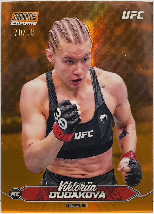 Viktoriia Dudakova 70/50 Rookie Chrome Orange Topps Stadium UFC 2025