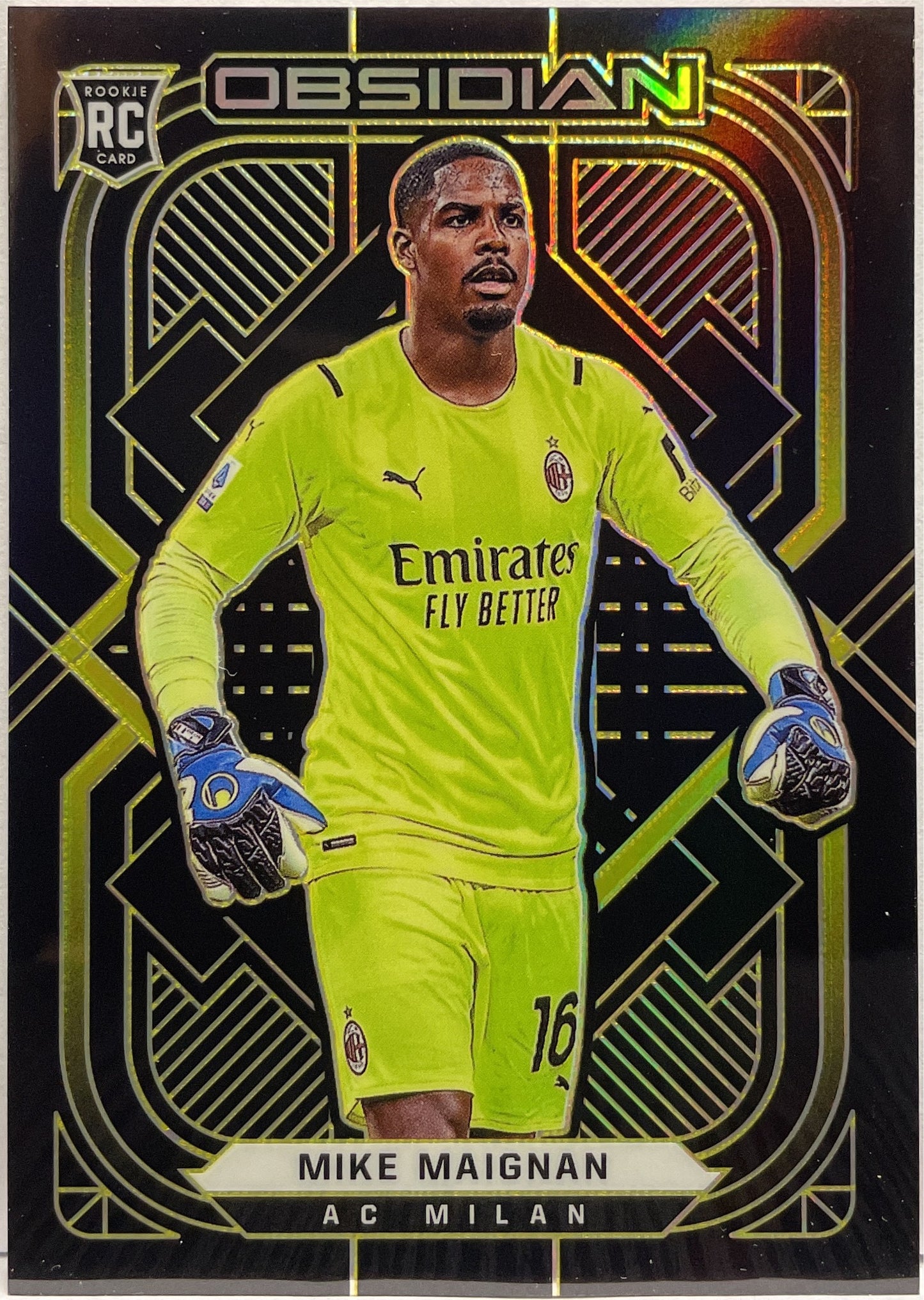 Mike Maignan 1/10 Rookie Yellow Panini Obsidian 2021/22