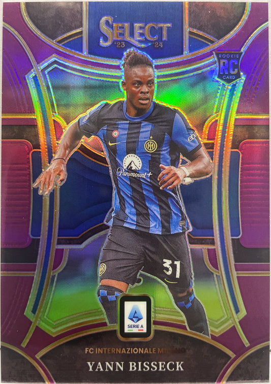 Yann Bisseck 39/49 Rookie Mezzanine Purple Select Serie A 2023/24