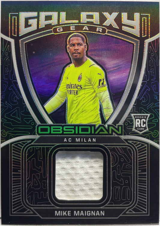 Mike Maignan 138/149 Patch Galaxy Gear Obsidian 2021/22