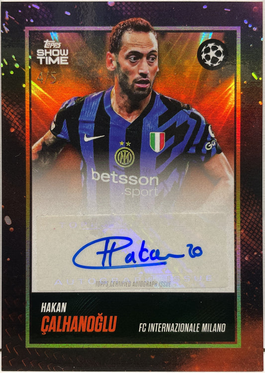 Hakan Calhanoglu 4/5 Autograph Red Topps Showtime 2024/25