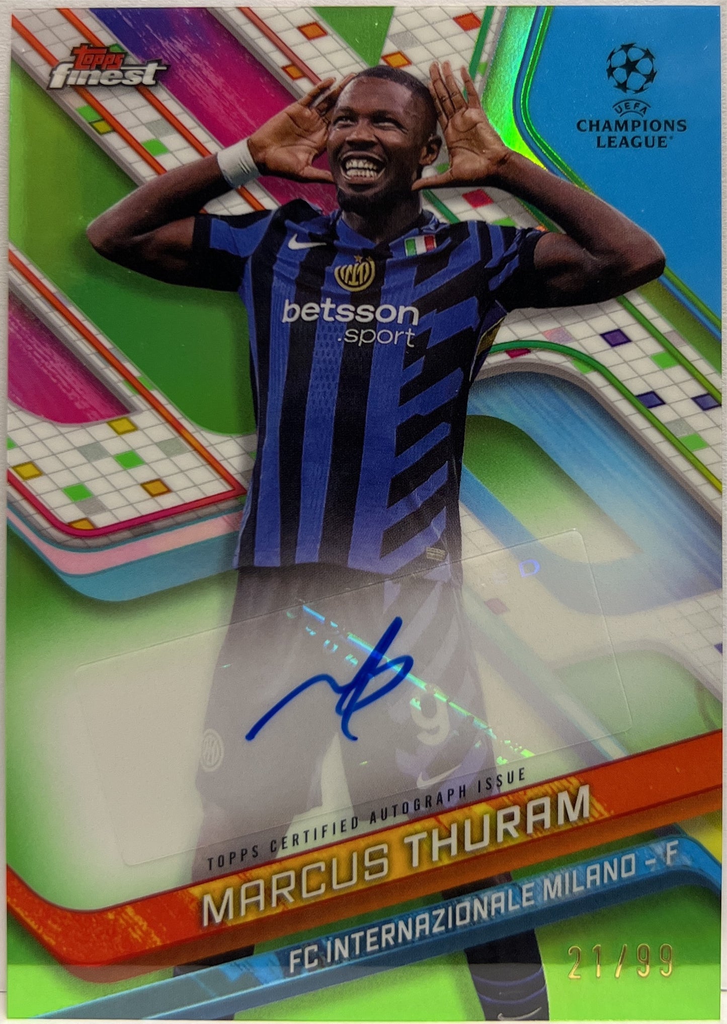 Marcus Thuram 21/99 Autograph Neon Green Topps Finest UCC 2024/25