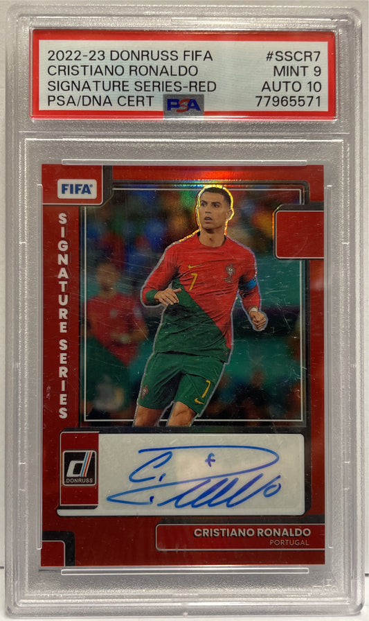 Cristiano Ronaldo 3/25 Autograph Signature Series Red Panini Donruss Fifa 2022/23 PSA 9 Auto 10