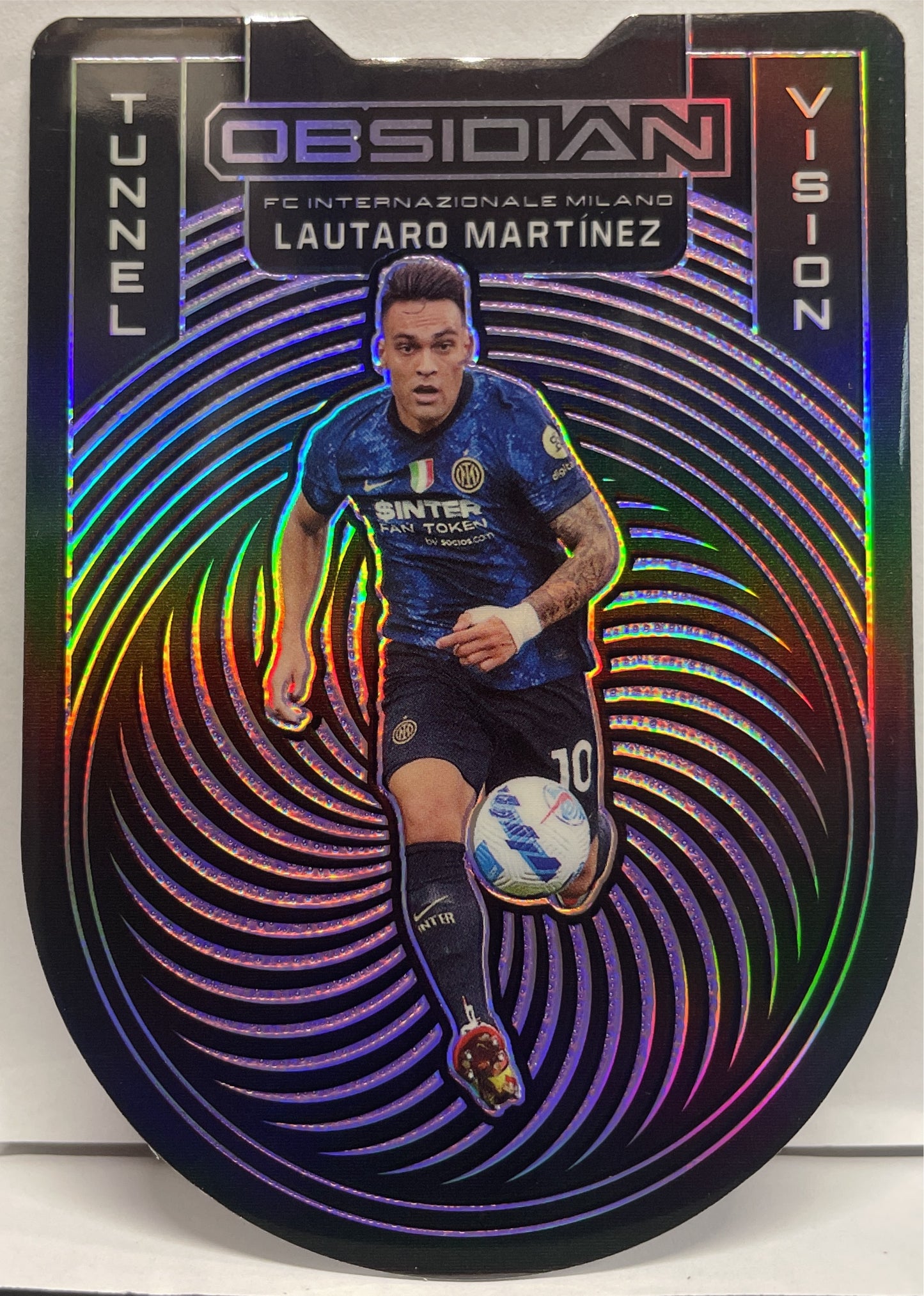 Lautaro Martinez 56/60 Tunnel Vision Autograph Obsidian 2021/22