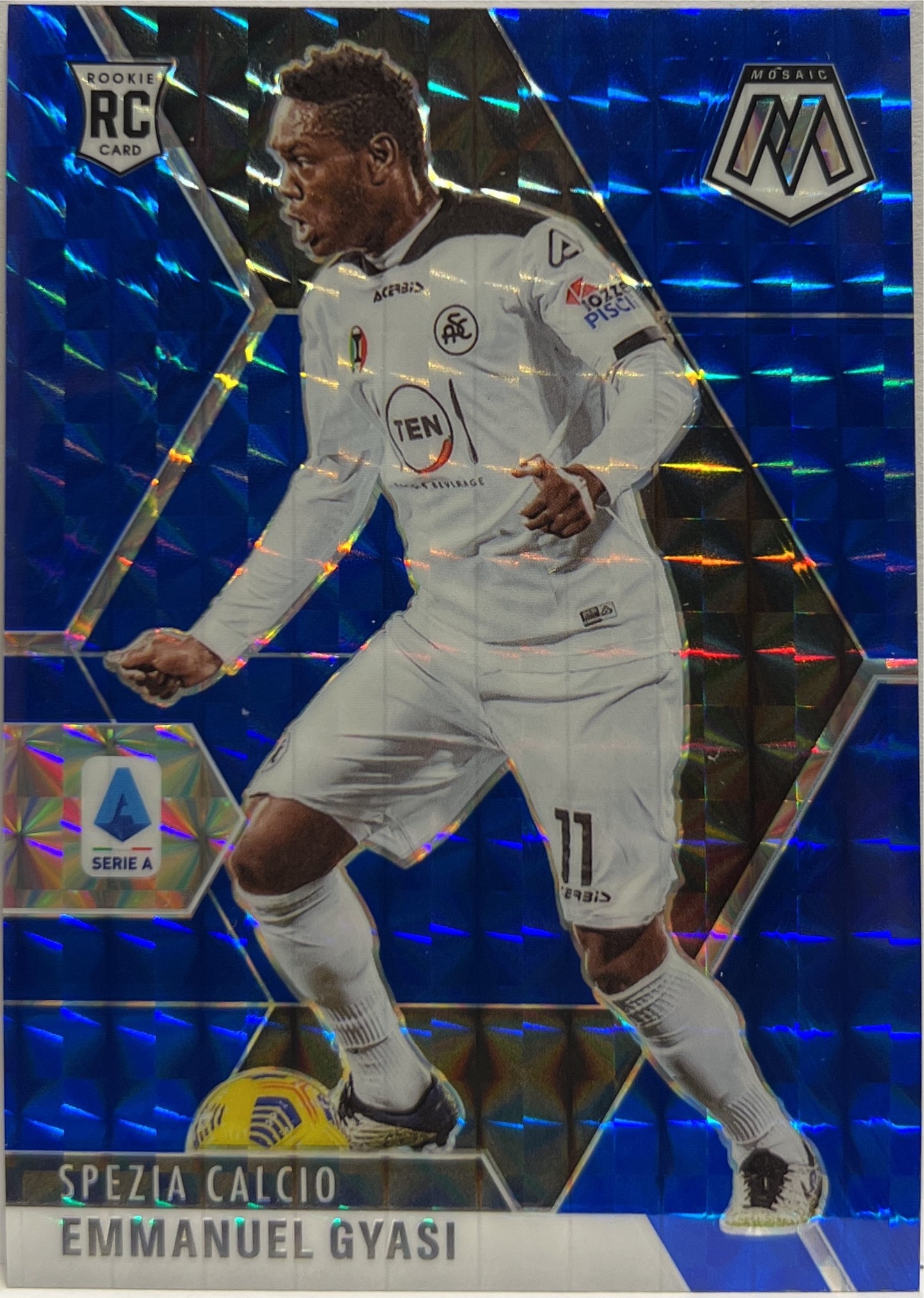 Emmanuel Gyasi 63/99 Rookie Blue Mosaic Serie A 2020/21