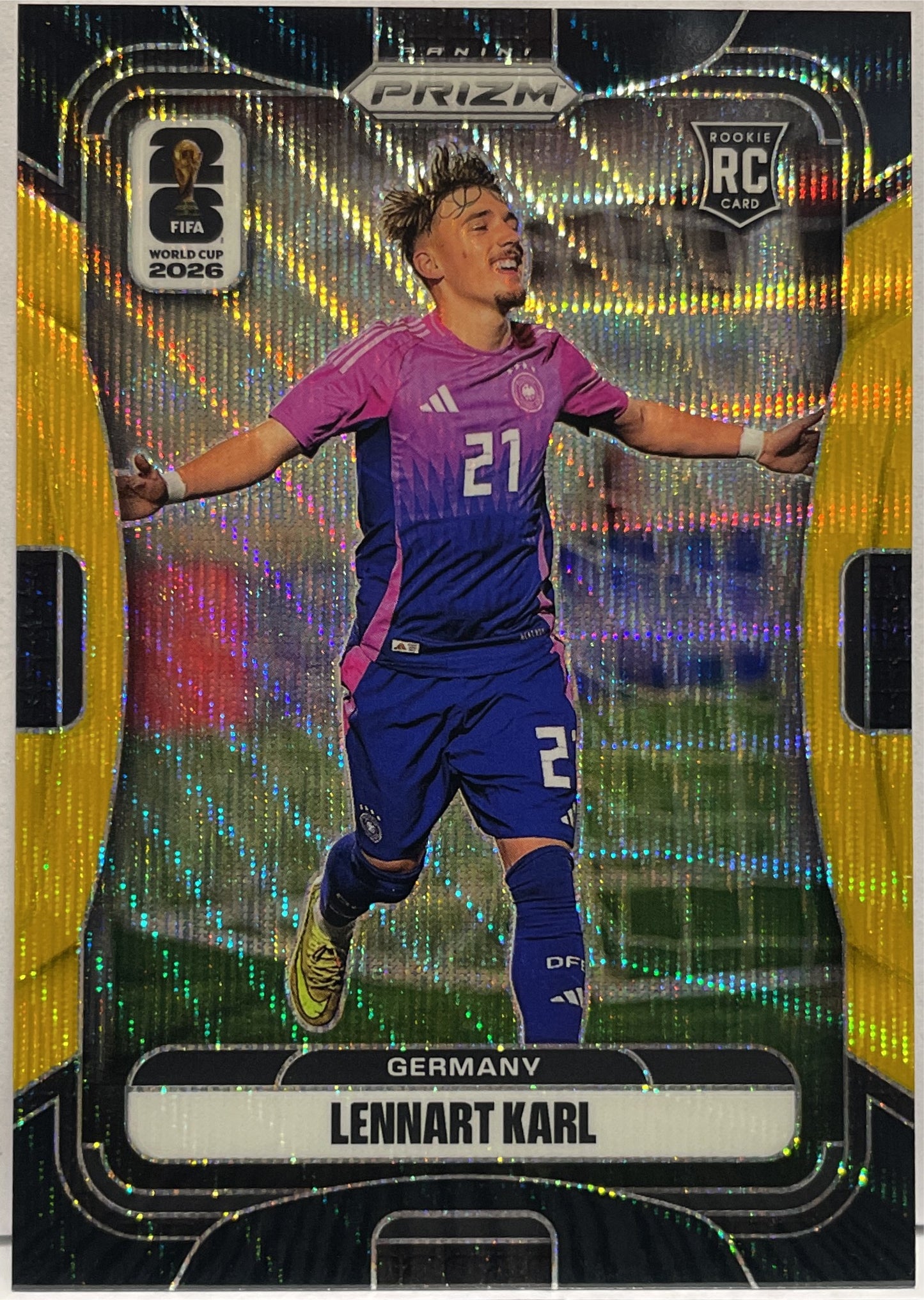 Lennart Karl 5/8 Rookie Black Gold Wave Panini Prizm World Cup 2026