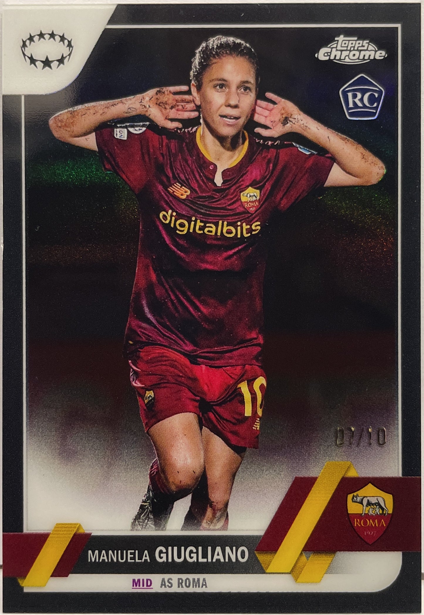 Manuela Giugliano 7/10 Rookie Black Topps Chrome UCC 2022/23