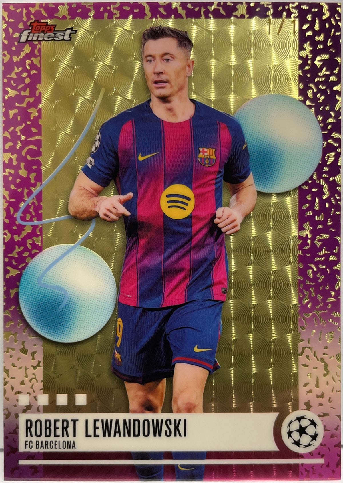 Robert Lewandowski 1/1 Superfractor Topps Finest UCC 2025/26