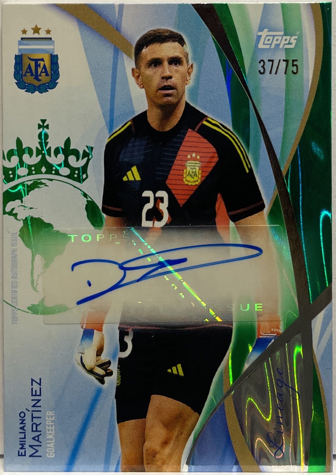 Emiliano Martinez 37/75 Autograph Green Topps Lineage Argentina 2024