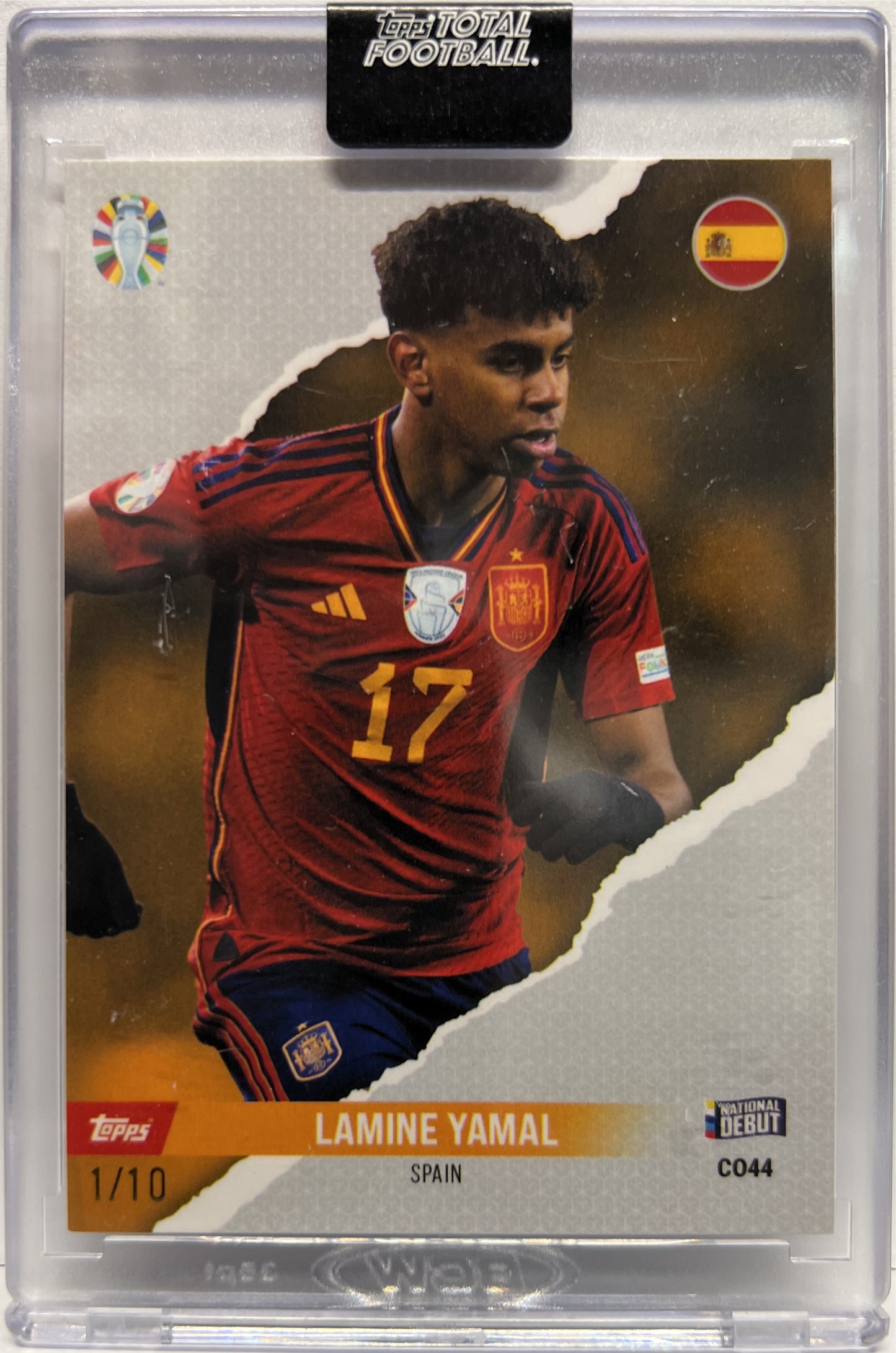 Lamine Yamal 1/10 National Debut Orange Topps Total Football Euro 2024