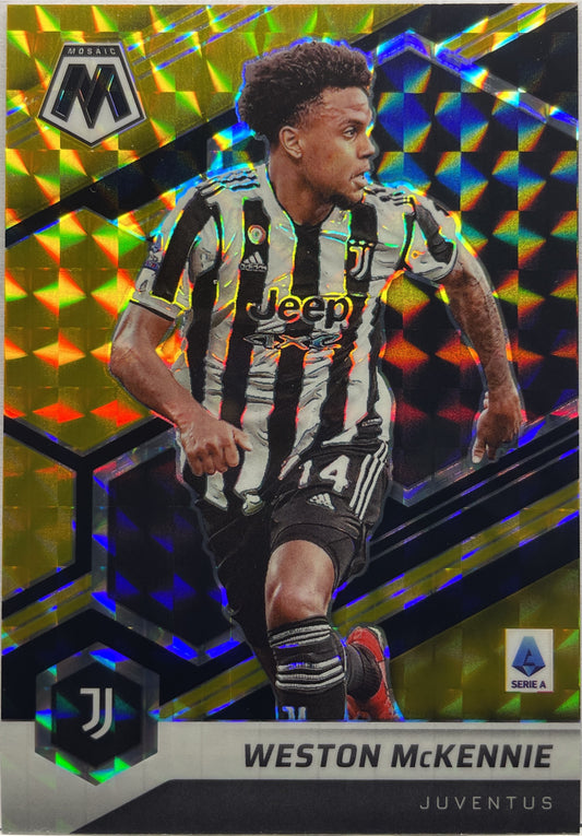 Weston Mckennie 8/8 Black & Gold Mosaic Serie A 2021/22