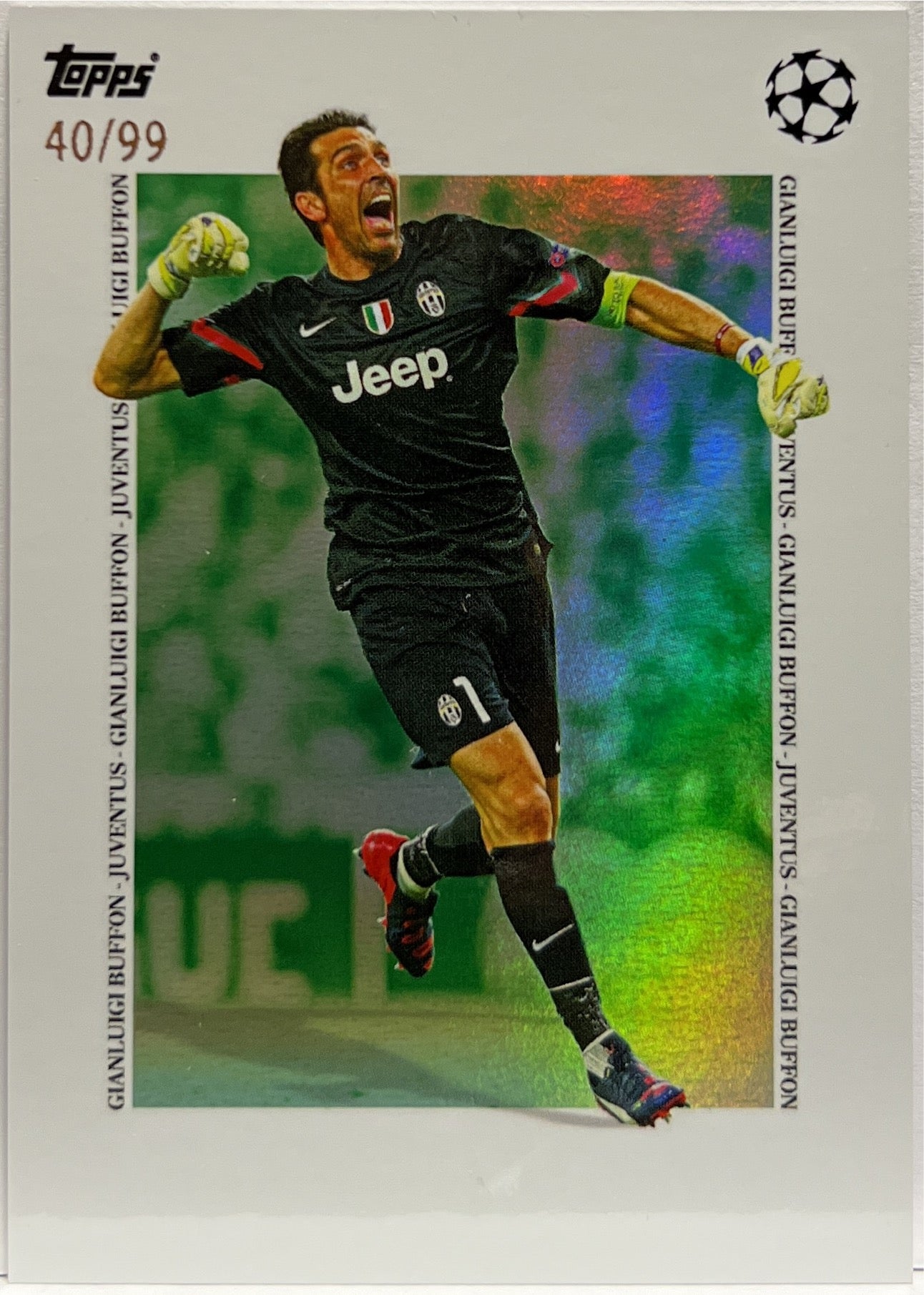 Gianluigi Buffon 40/99 Leyendas Green Topps Simplicidad 2024/25