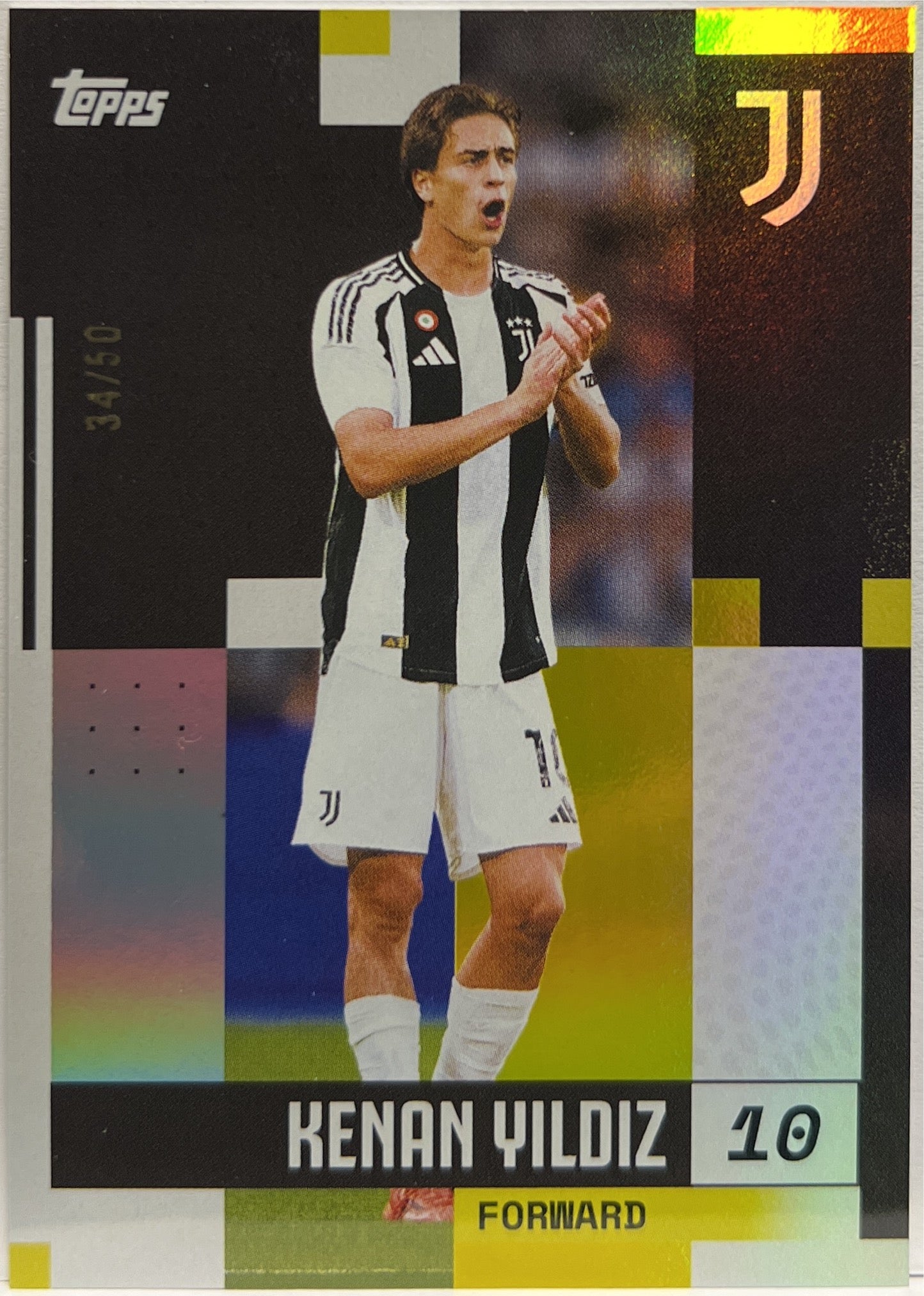 Kenan Yildiz 34/50 Gold Topps Juventus Premium Team Set 2024/25
