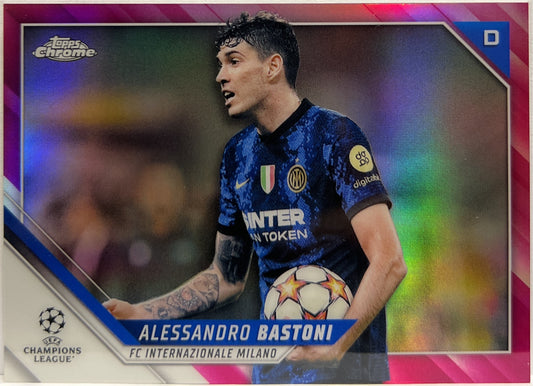 Alessandro Bastoni 83/175 Pink Topps Chrome UCL 2021/22