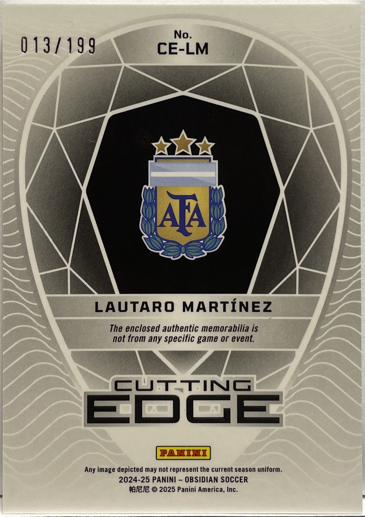 Lautaro Martinez 13/199 Patch Cutting Edge Panini Obsidian 2024/25
