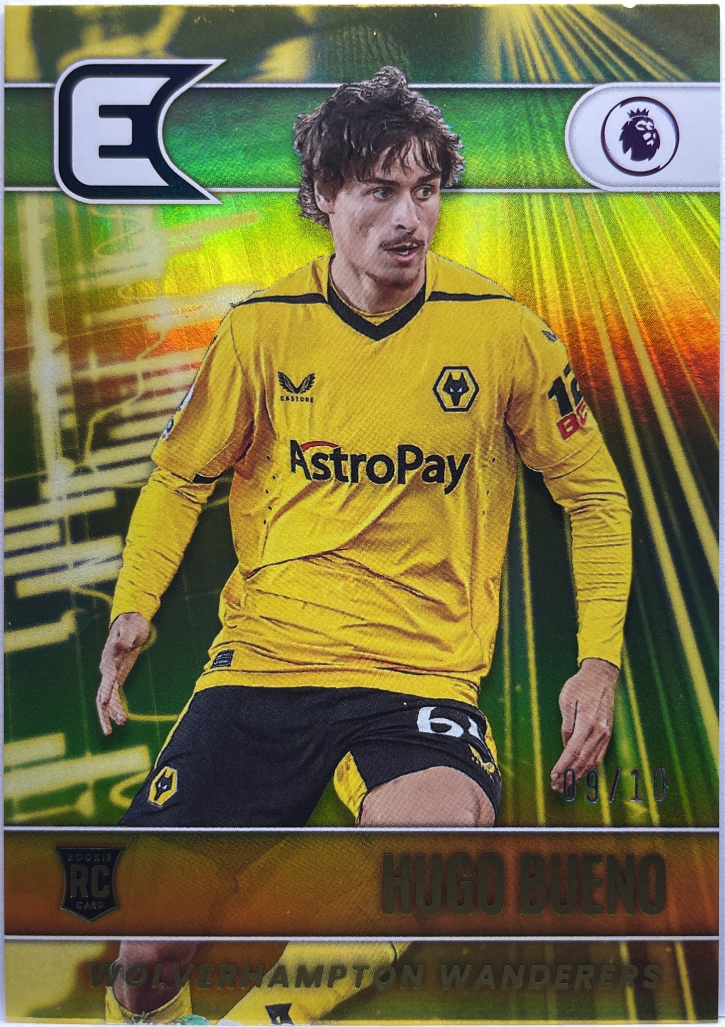 Hugo Bueno 9/10 Rookie Gold Essentials Chronicles Premier League 2022/23