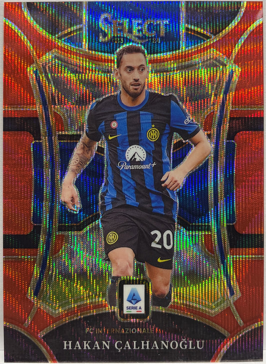Hakan Calhanoglu 30/49 Mezzanine Red Wave Select Serie A 2023/24