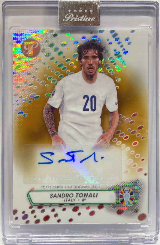 Sandro Tonali 21/50 Autograph Pristine Gold Topps Pristine Road To Euro 2024