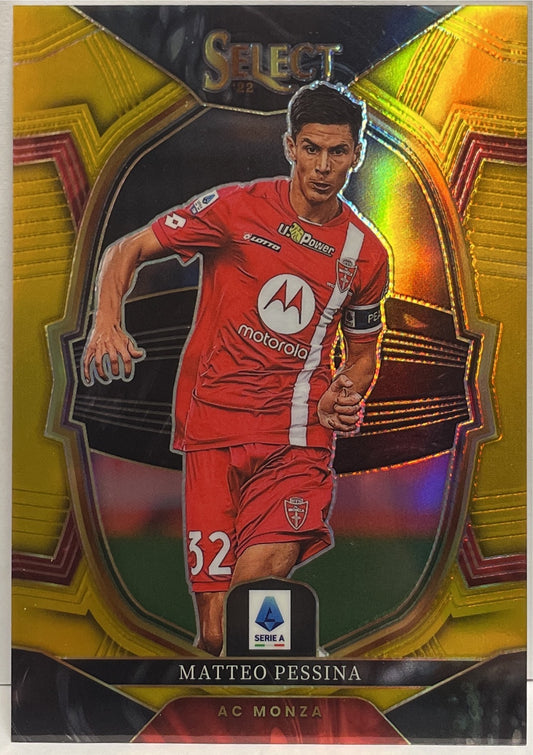 Matteo Pessina 1/10 Terrace Gold Select Serie A 2022/23