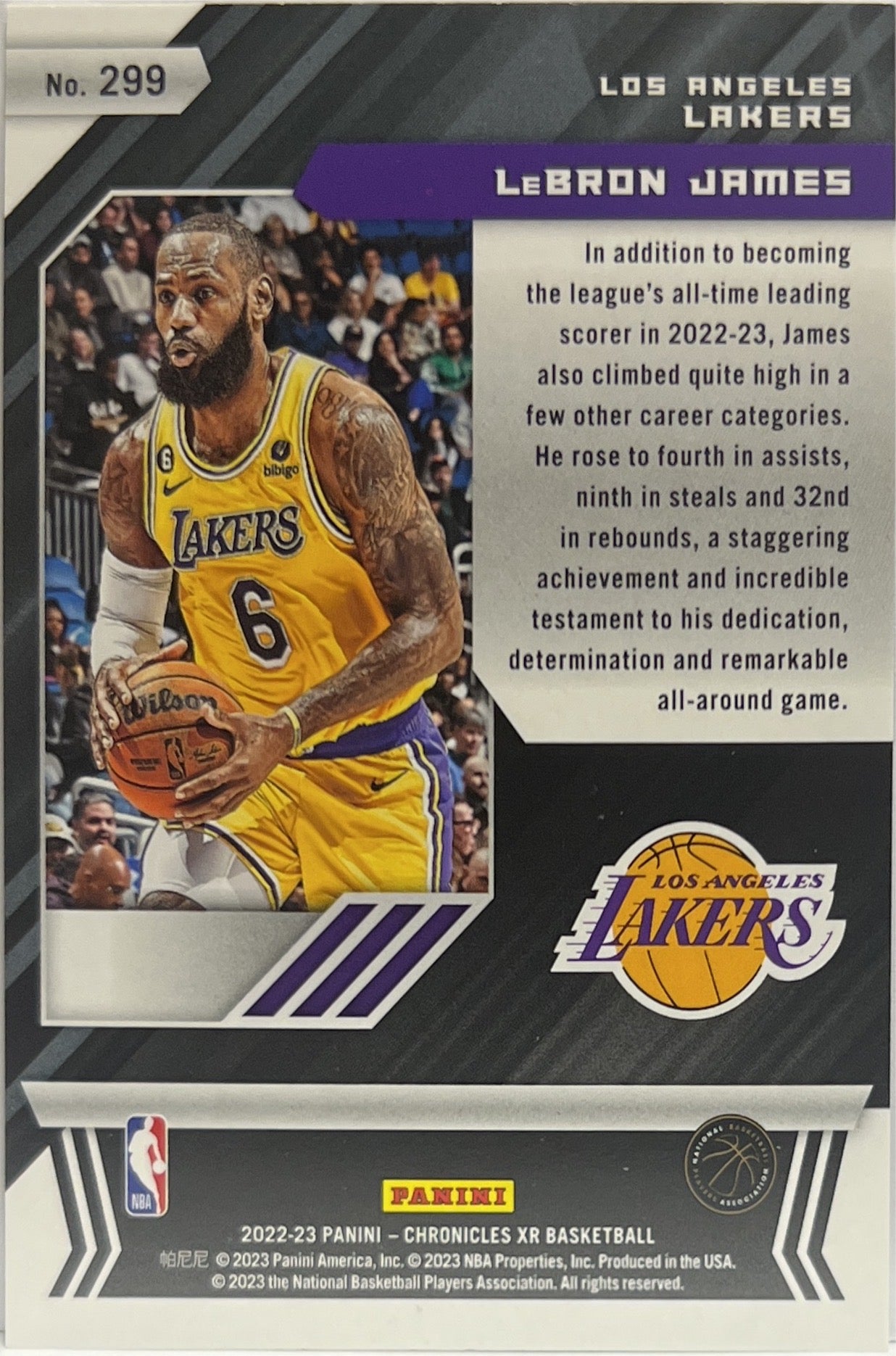 Lebron James 99/199 XR Red Chronicle Basketball NBA 2022/23