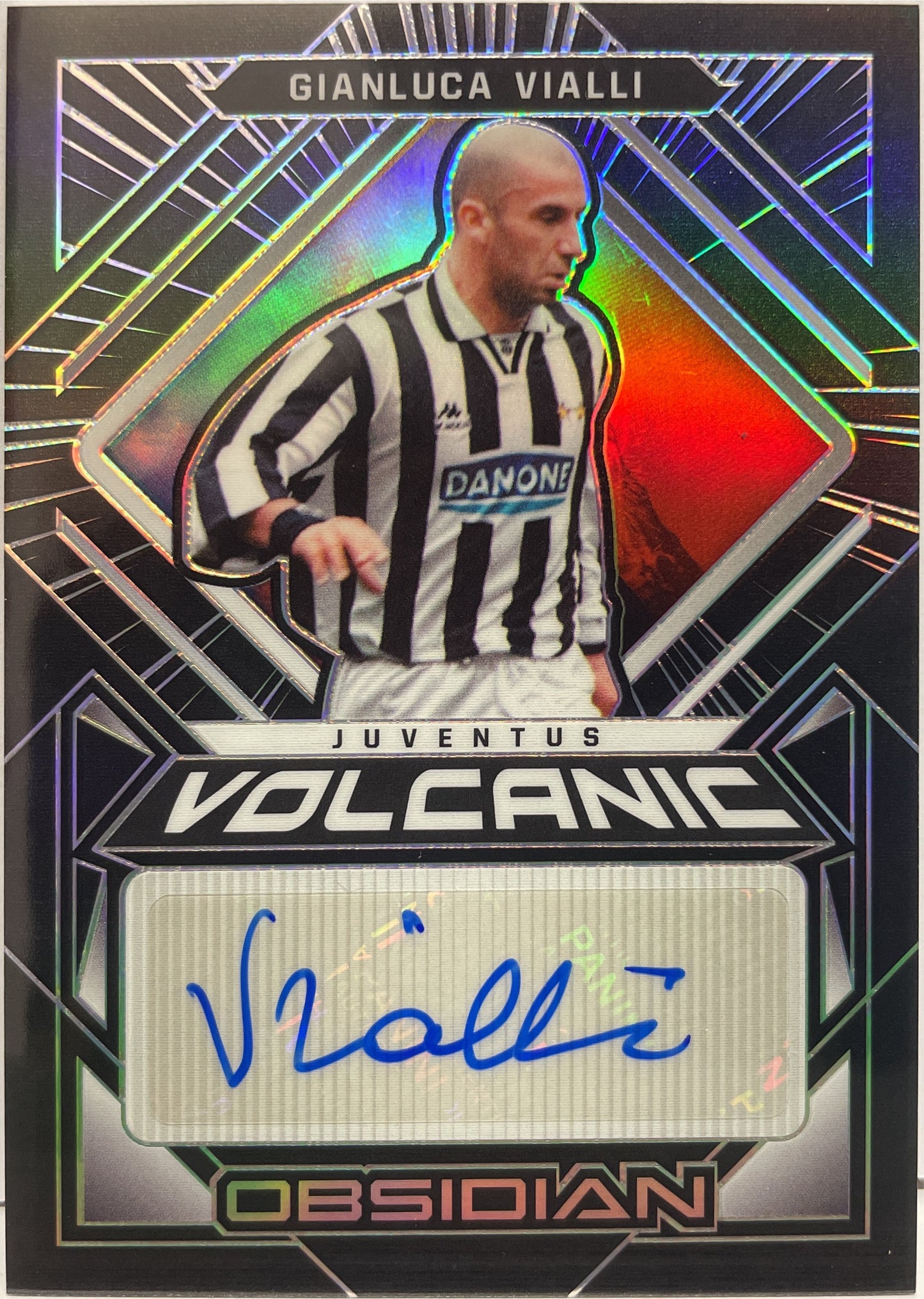 Gianluca Vialli 43/128 Autograph Volcanic Obsidian 2021/22